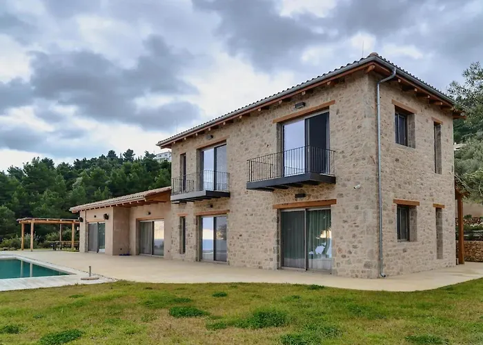 Seaview In Apollonii Lefkada *